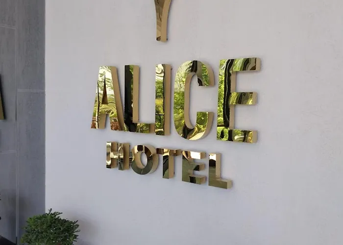 Alice Hotel